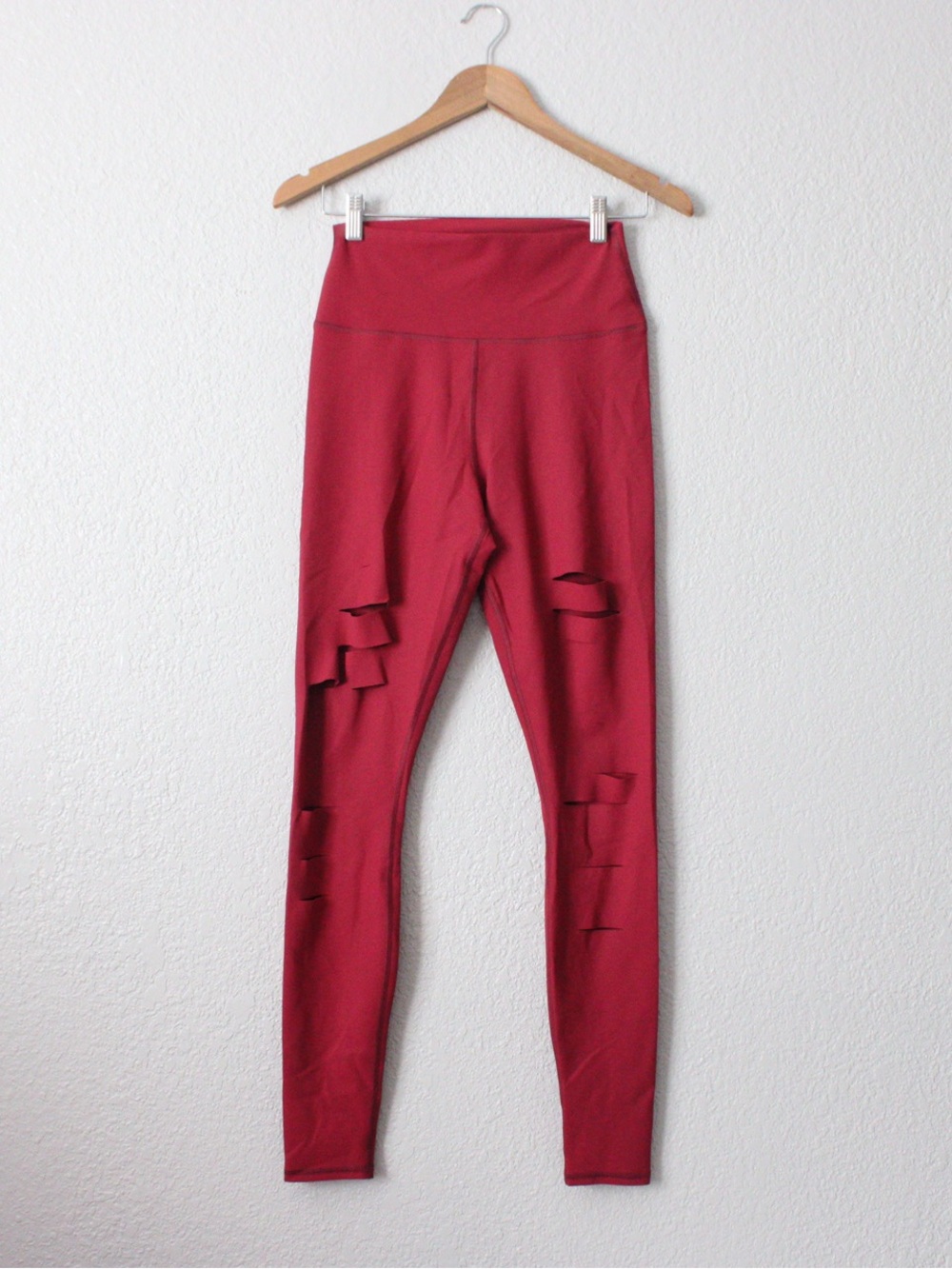 ALO Yoga High Waisted Ripped Warrior Leggings